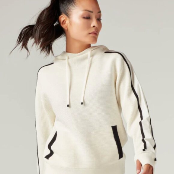 BLANC NOIR stylish white pullover - SM ( fits up to LG ) - Picture 7 of 11